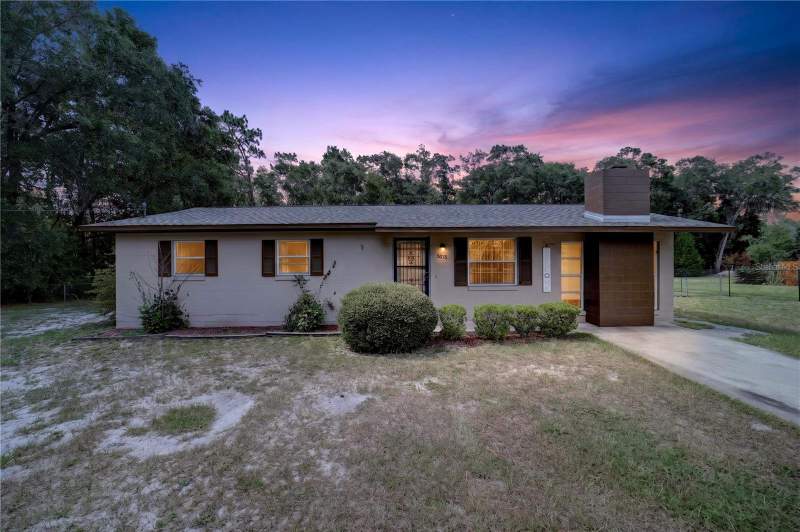 3 bedroom Single Family Residence at 2875 NE 49th Street, Pine Acres, Ocala — photo 2