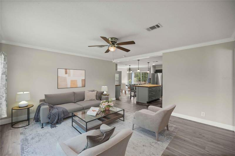 5 bedroom Manufactured Home at 122 SE 70th Circle, Lexington Estate, Ocala — photo 4