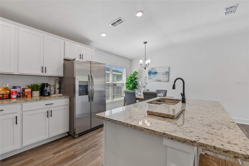 3 bedroom Single Family Residence at 9409 Highland Hills Dr Street, Highland Hills, Hudson — photo 3