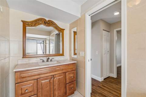 9237 Pebble Creek Drive, Tampa FL - photo 9 of 50