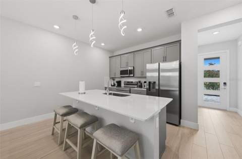 1216 Royal View Terrace, Kissimmee FL - photo 9 of 45