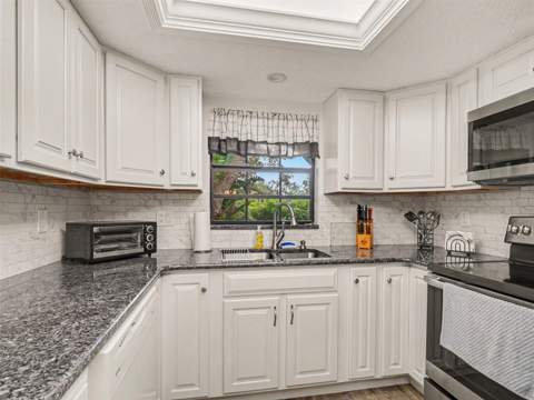 149 Englewood Isles Parkway ##612, Englewood FL - photo 9 of 29