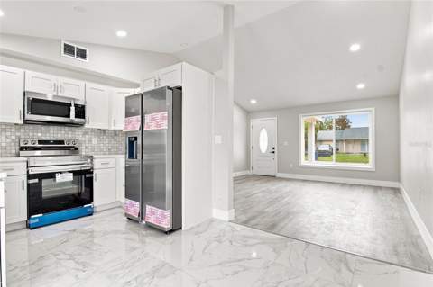 7342 Ivory Terrace, New Port Richey FL - photo 10 of 31