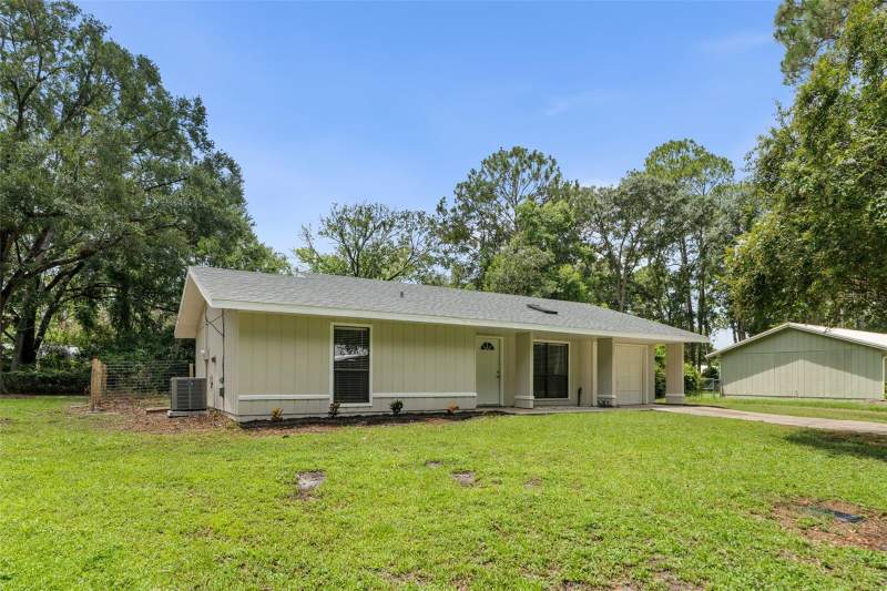 2 bedroom Single Family Residence at 2329 NW 54th Place, Northwood Pines Unit 5 Rep, Gainesville — photo 2