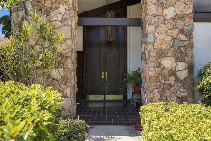 4 bedroom Single Family Residence at 2924 Torrey Pines Court, Westchester Of Countryside, Clearwater — photo 2
