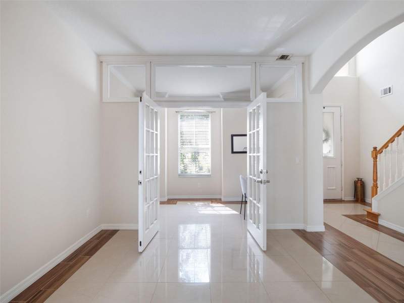 5 bedroom Single Family Residence at 13156 Hatherton Circle, Eagle Crk Ph 1B, Orlando — photo 4