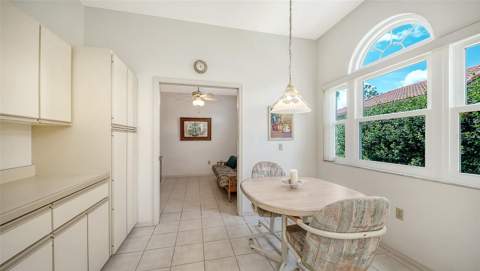 3374 W Chelmsford Court #9, Sarasota FL - photo 8 of 37