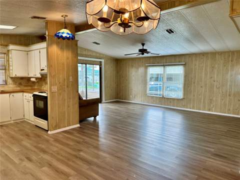 322 Bass Court, Oldsmar FL - photo 7 of 32