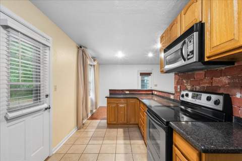 6205 NW 26th Terrace, Gainesville FL - photo 12 of 29