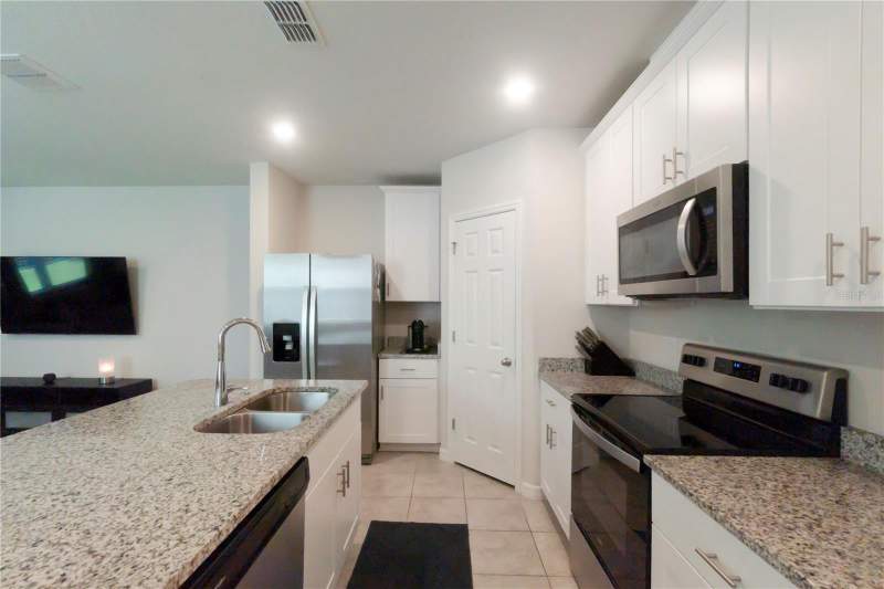 3 bedroom Townhouse at 1610 Grand Rue Drive, Legacy Place, Casselberry — photo 3