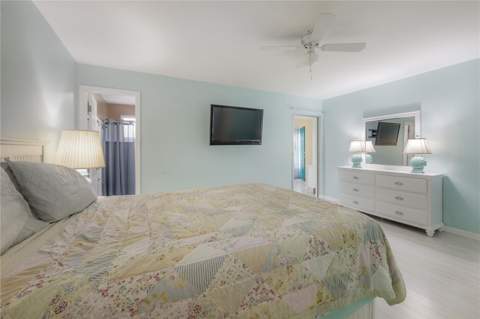 2960 59th Street #101, Gulfport FL - photo 15 of 79
