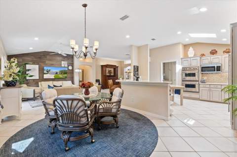 1302 La Estrellita Way, The Villages FL - photo 21 of 45
