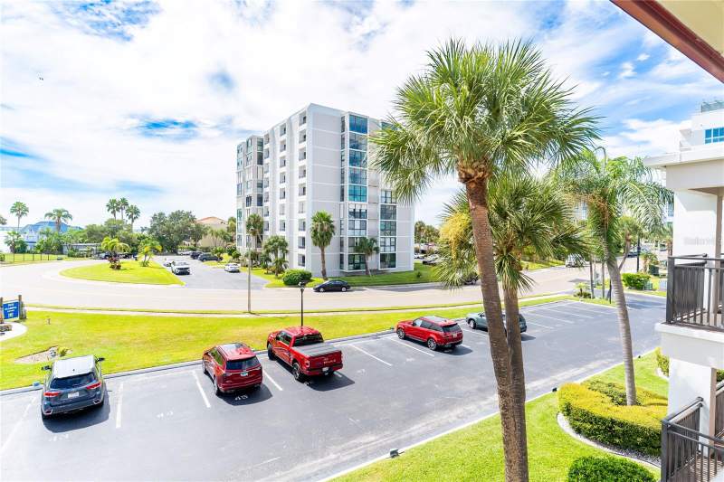 2 bedroom Condominium at 868 Bayway Boulevard #304, Clearwater Point 3, Clearwater — photo 5