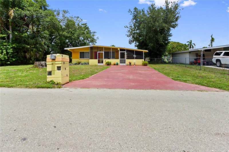 3 bedroom Single Family Residence at 3741 Bell Street, Hillcrest, Fort Myers — photo 5