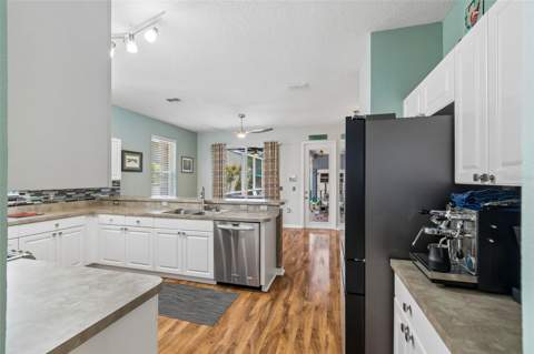 3550 Ferrell Street, New Port Richey FL - photo 7 of 99