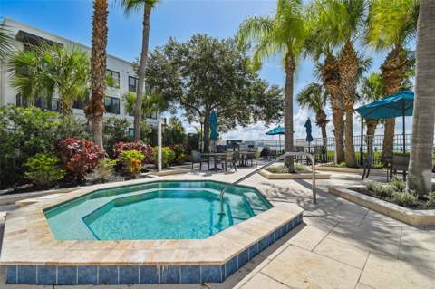 1201 Bay Club Circle, Tampa FL - photo 12 of 69