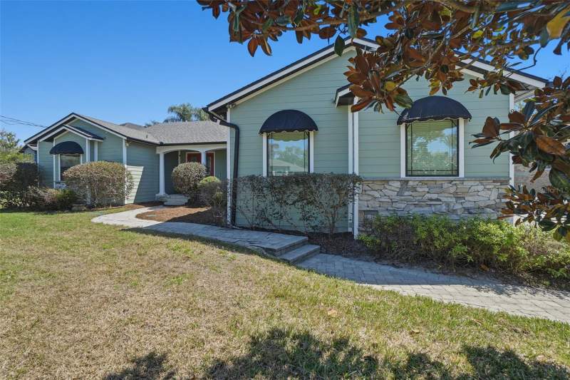 3 bedroom Single Family Residence at 834 Millshore Drive, Lake Mills Shores, Chuluota — photo 4