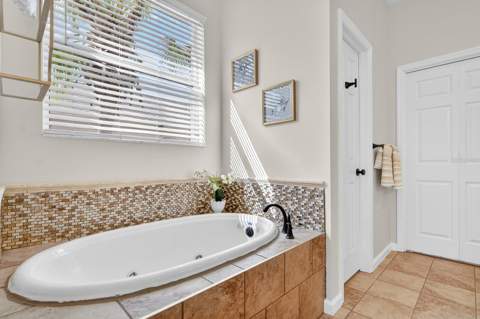 6002 Martinglade Place, Lithia FL - photo 11 of 62