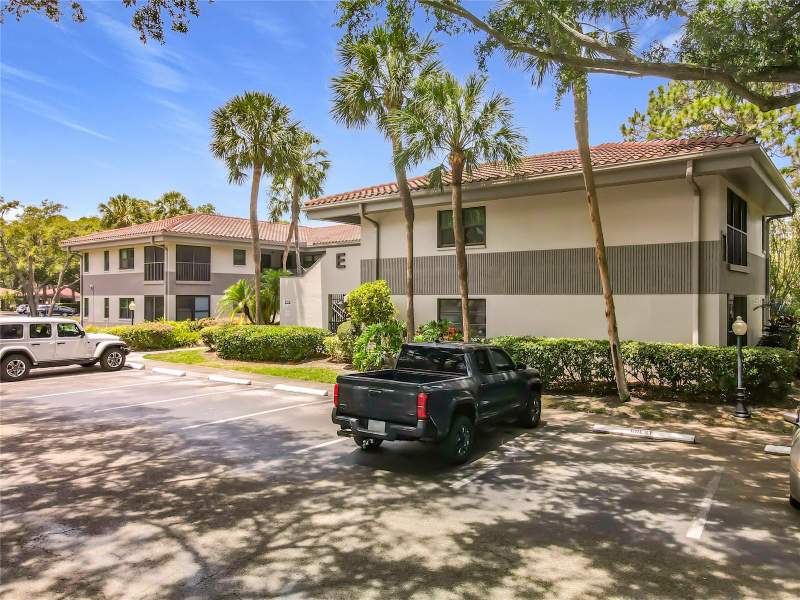 2650 COUNTRYSIDE BOULEVARD #E103 home for sale in Rustlewood At Countryside Condos for Sale: 6 Listings