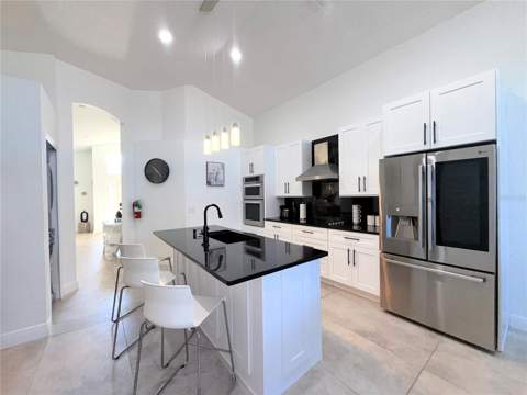 8587 Sunrise Key Drive, Kissimmee FL - photo 16 of 48