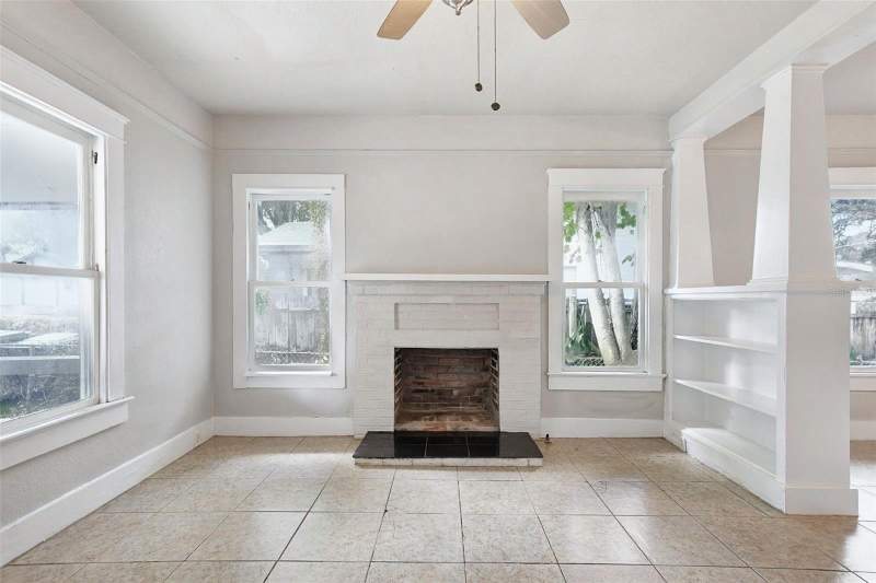 2 bedroom Single Family Residence at 508 E Hugh Street, Central Park Blks 1 2 4 To 12, Tampa — photo 3