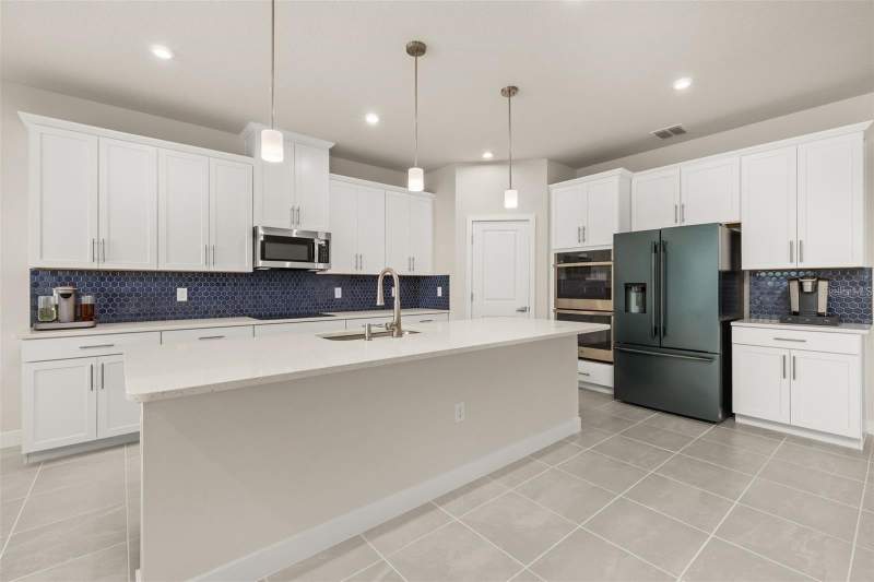 4 bedroom Single Family Residence at 11182 Nellie Crossing Circle, Lake Nellie Xing, Clermont — photo 4