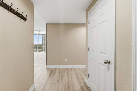 322 E Central Boulevard #912, Orlando FL - photo 10 of 41