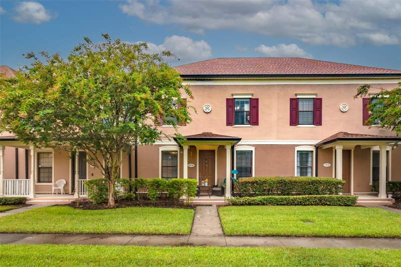 Chartres GardensHomes for Sale in Orlando, FL