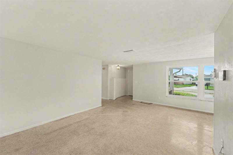 2 bedroom Single Family Residence at 3536 Kimberly Oaks Drive, Beacon Square, Holiday — photo 5