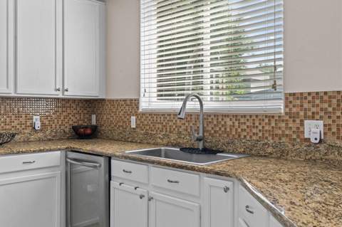 12955 Moss Park Ridge Drive, Orlando FL - photo 15 of 43