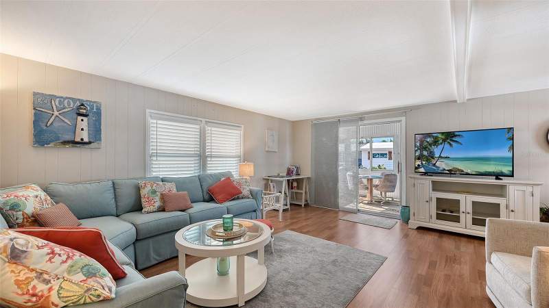 2 bedroom Mobile Home at 49 Caballo Way, Palma Sola Shores, Bradenton — photo 4