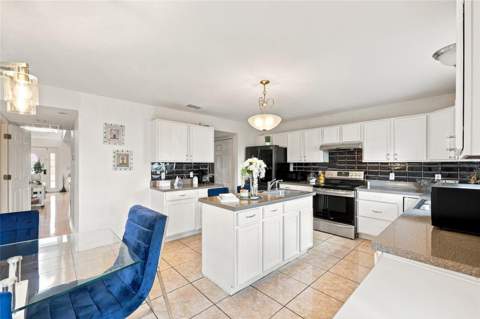 275 Chadworth Drive, Kissimmee FL - photo 9 of 52