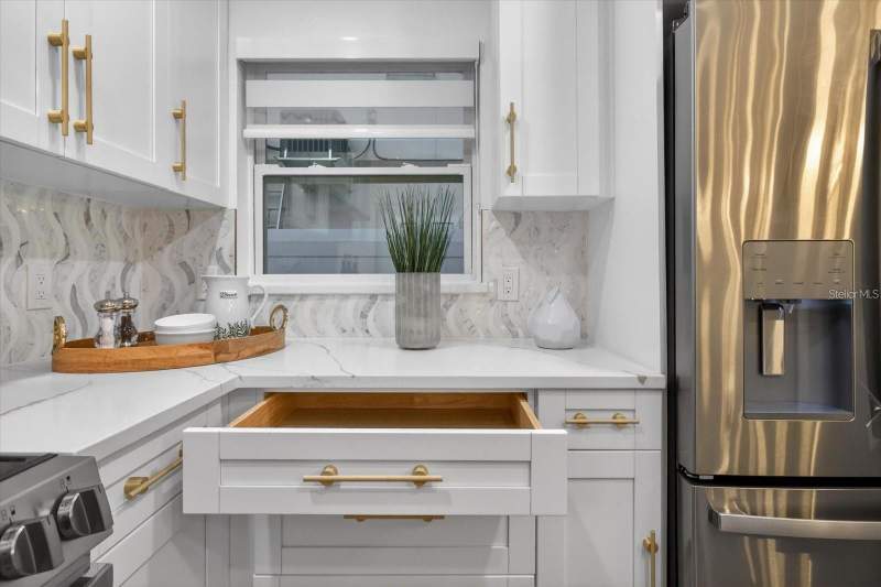 2 bedroom Single Family Residence at 1927 Shore Acres Boulevard, Shore Acres Edgewater Sec, St Petersburg — photo 5