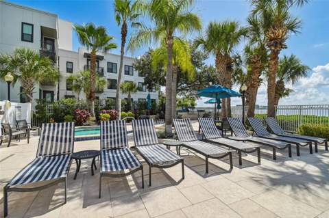 1201 Bay Club Circle, Tampa FL - photo 10 of 69