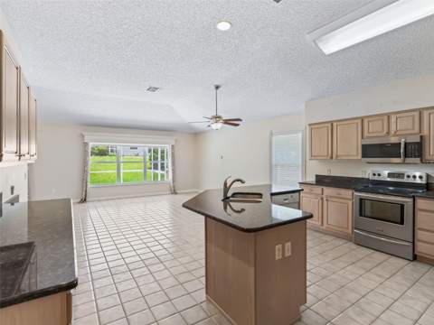 823 San Salvador Drive, The Villages FL - photo 18 of 44