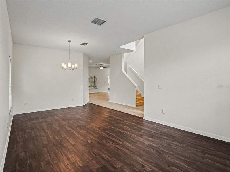 5 bedroom Single Family Residence at 8857 Palisades Beach Avenue, Vista Lakes Vlgs N-8 & N-9, Orlando — photo 3
