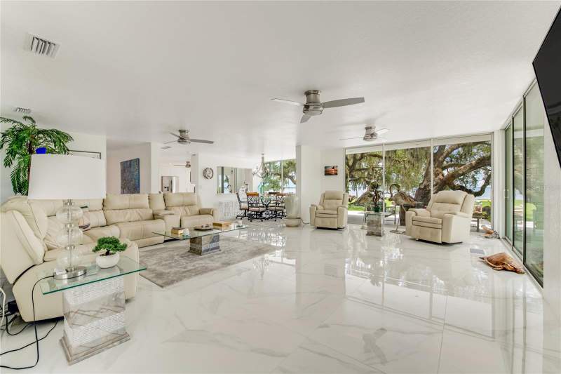 5 bedroom Single Family Residence at 2600 Fort Lane Road, Lake Harney Bch, Geneva — photo 5