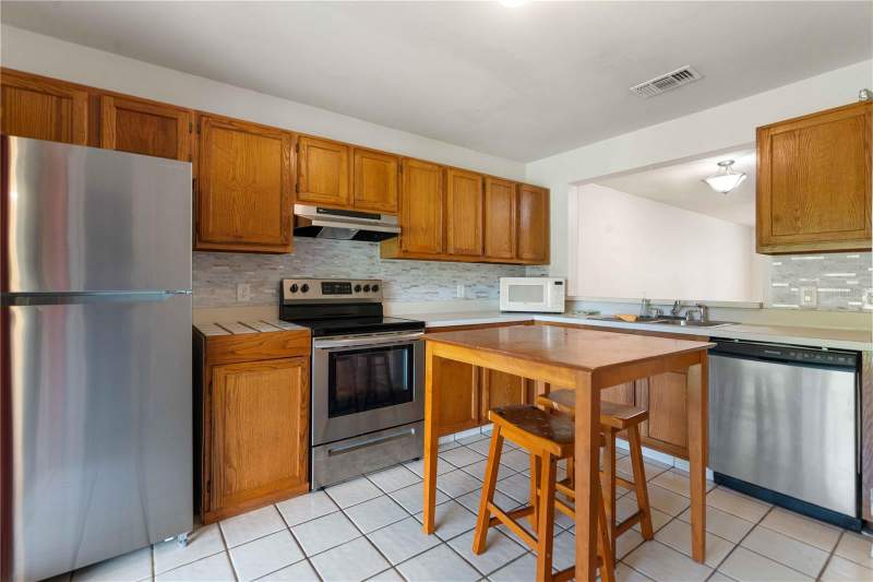 2 bedroom Condominium at 5100 Burchette Road #404, Faircrest I Condo, Tampa — photo 5