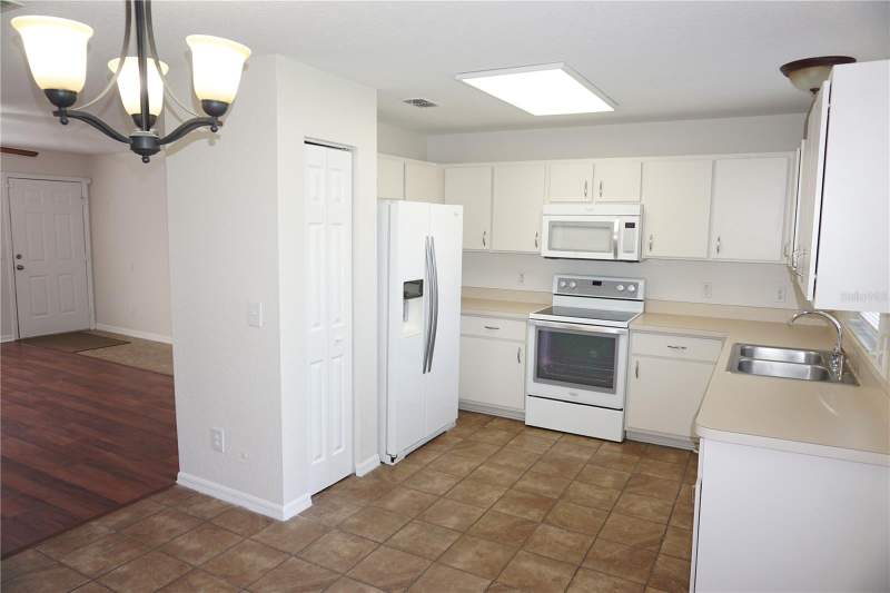 3 bedroom Single Family Residence at 6655 NW 15th Avenue, Ocala Highlands Estate, Ocala — photo 4
