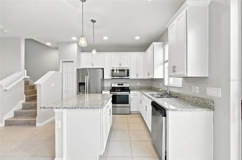 2559 Sedge Grass Way, Orlando FL - photo 10 of 28