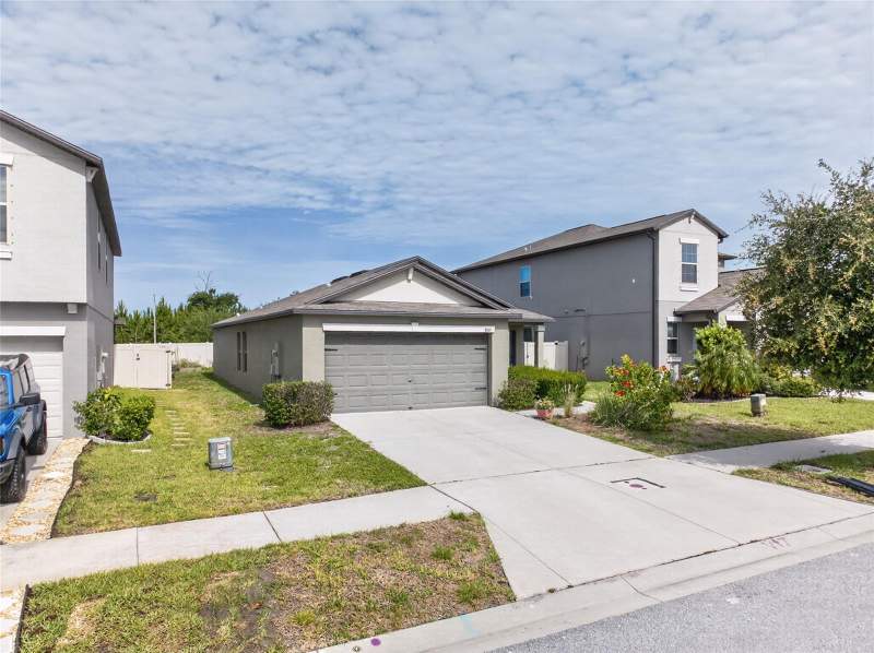 3 bedroom Single Family Residence at 3915 Gainer Springs Avenue, Copperspring Ph 1, New Port Richey — photo 3