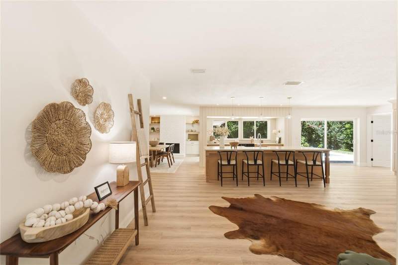 4 bedroom Single Family Residence at 114 Wayland Circle, Sweetwater Oaks Sec 05, Longwood — photo 4