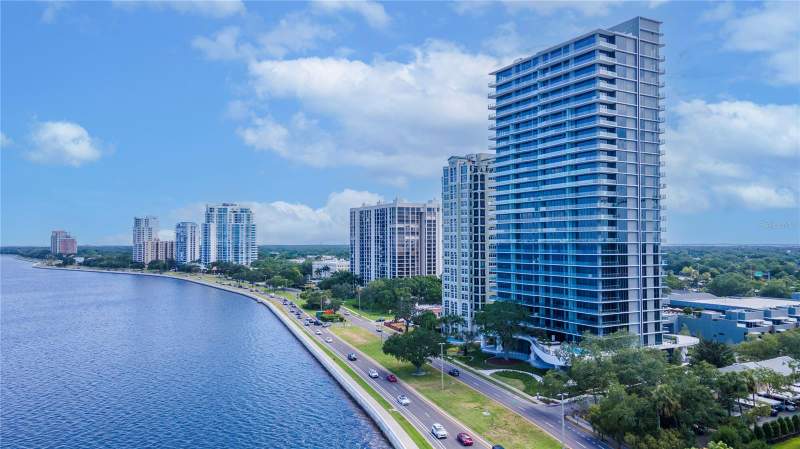 3101 W BAYSHORE BOULEVARD #804 home for sale in 3105 Bay Oaks Condominium