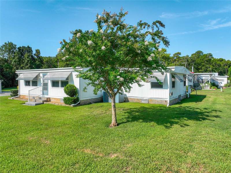 3 bedroom Manufactured Home at 1925 BROOKSIDE DRIVE, DORA PINES UNIT 3, MOUNT DORA — photo 3