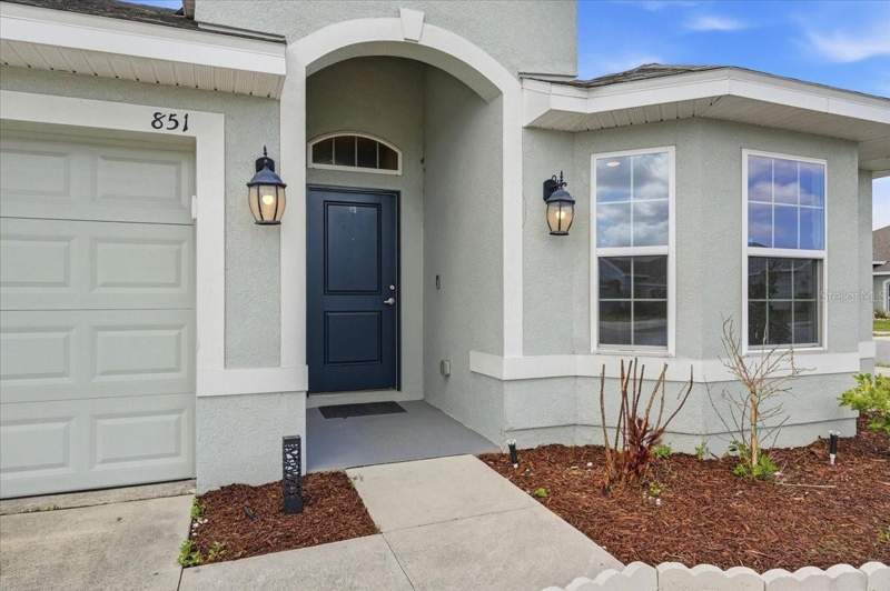 3 bedroom Single Family Residence at 851 Vienna Drive, Villamar Ph 2, Winter Haven — photo 2