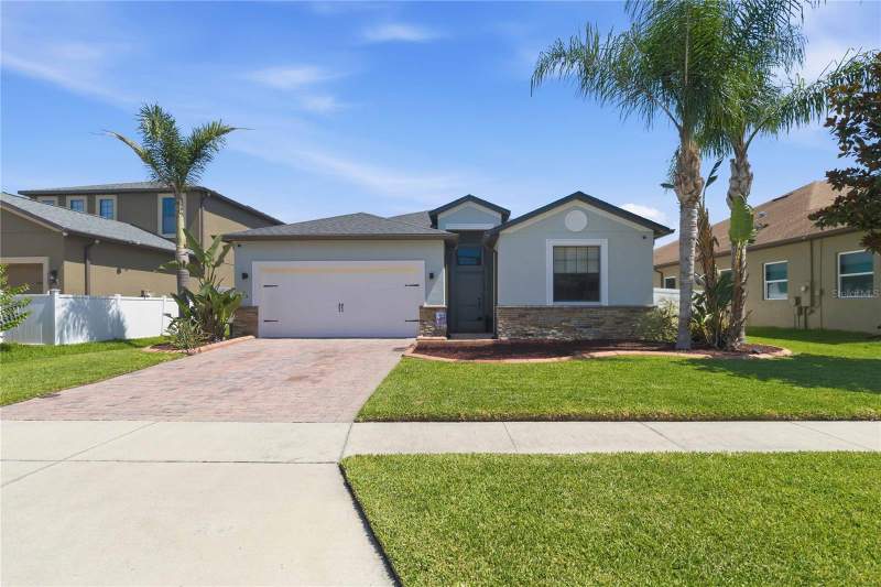 4 bedroom Single Family Residence at 4355 Summer Breeze Way, North Point Ph 2B-2C, Kissimmee — photo 2