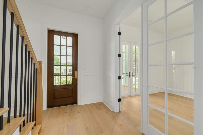 6 bedroom Single Family Residence at 808 39th Avenue, Snell Shores, St Petersburg — photo 3