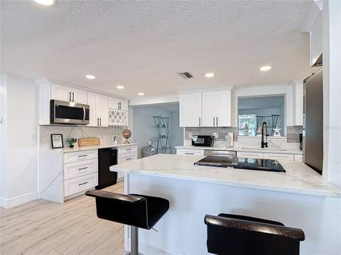 4462 Rudder Way, New Port Richey FL - photo 7 of 35