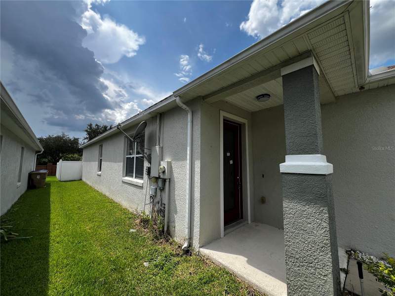 4 bedroom Single Family Residence at 454 Janice Kay Place, Eagles Landing, Kissimmee — photo 3