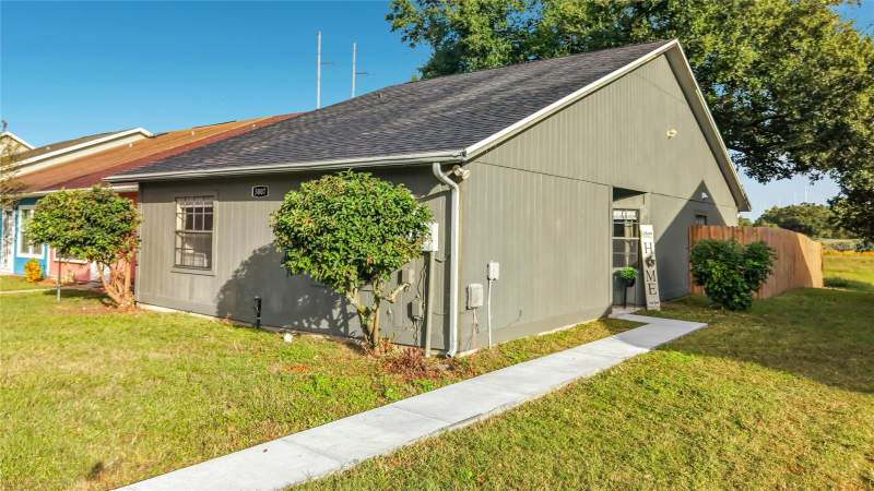 3 bedroom Half Duplex at 3007 Jon Jon Court, Pershing Villas, Orlando — photo 3